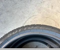 2 Gomme 235/35 R20 92W Pirelli invernali90%residui