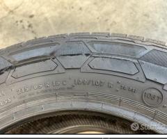 2 Gomme 215/65 R16 C Continental inverno95%residui