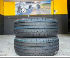 2 Gomme 215/45 R18 Hankook Estiva con85%