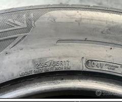 2 Gomme 235/65 R17 104V Avon estive 80% residui