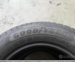 2 Gomme 215/65 R16 C Goodyear estive 85% residui