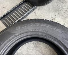 4 Gomme 235/65 R17 Pirelli Invernali 80% residui - 5