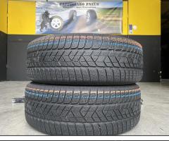 2 Gomme 225/55 R19 Pirelli invernali 80% residui