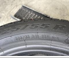 2 Gomme 225/55 R19 Pirelli invernali 80% residui