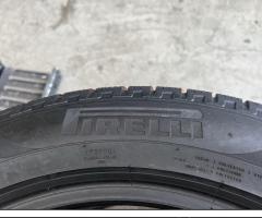 2 Gomme 225/55 R19 Pirelli invernali 80% residui