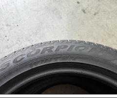 2 Gomme 225/55 R19 Pirelli invernali 80% residui