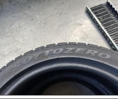 2 Gomme 215/45 R18 Pirelli invernali 85% residui