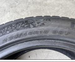 2 Gomme 235/45 R18 Nexen invernali 90% residui