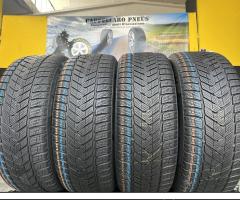 4 Gomme 235/50 R18 Pirelli invernali 80% residui