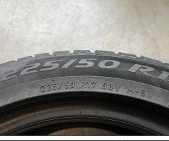 4 Gomme 225/50 R17 98V Pirelli invernali80%residui