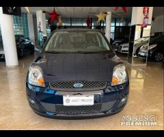 FORD FIESTA 1.4 TDI del 2009 con soli 130000KM