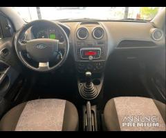 FORD FIESTA 1.4 TDI del 2009 con soli 130000KM - 8