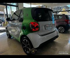 Smart fortwo passion eq electric drive 2017 - 6