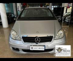 MERCEDES CLASSE A150 BENZ del 2006con 130000KM