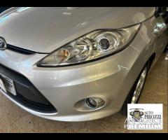 FORD FIESTA 1.4 Tdi TITANIUM del 2013 140000KM - 12