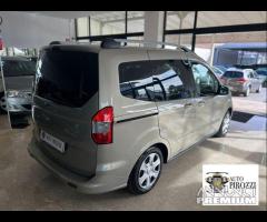 FORD TOURNEO 1.5 TDCI del 2016 con 155000KM