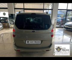 FORD TOURNEO 1.5 TDCI del 2016 con 155000KM