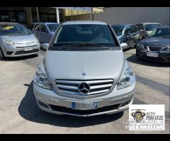 MERCEDES CLASSE B180 del 2006 con 300000KM - 2