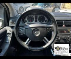 MERCEDES CLASSE B180 del 2006 con 300000KM - 9