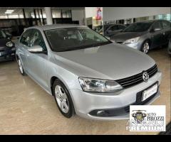 VW JETTA 1.6 TD del 2012con 168000KM