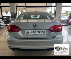 VW JETTA 1.6 TD del 2012con 168000KM