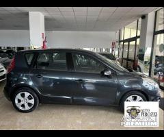 RENAULT SCENIC XMOD del 2011 con 161000KM