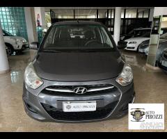 HYUNDAI i10 1.1 Benz del 2011 con 125000KM - 1