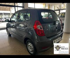 HYUNDAI i10 1.1 Benz del 2011 con 125000KM - 6