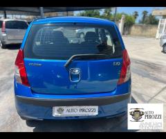 HYUNDAI i10 benz/GPL del 2010 con 136000KM - 5