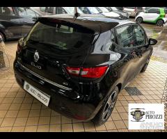 RENAULT CLIO 1.5 DCI del 2014 con 140000KM