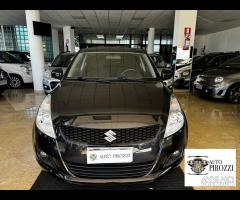 SUZUKI SWIFT TOP 1.2 5P del 2014 con 130000KM