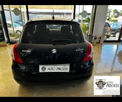 SUZUKI SWIFT TOP 1.2 5P del 2014 con 130000KM