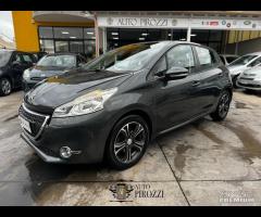 PEUGEOT 208 1.2 BENZINA 82 CV ANNO 2015