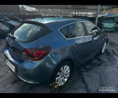 OPEL ASTRA 1.4 Turbo Benz/GPL 2014 170000KM