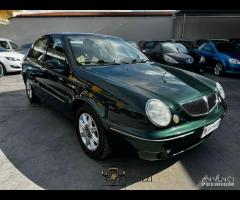 LANCIA LYBRA LS 1.8 B/GPL del 2002 con 120000KM