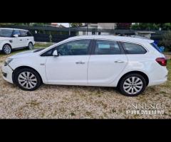 EXPORT OPEL ASTRA Sport Tourer Elective