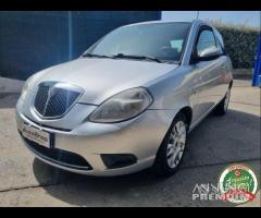 LANCIA Ypsilon 1.2 Oro