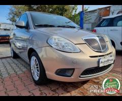 LANCIA Ypsilon 1.2 Oro