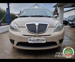 LANCIA Ypsilon 1.2 Oro Bianco