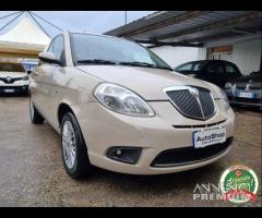 LANCIA Ypsilon 1.2 Oro Bianco