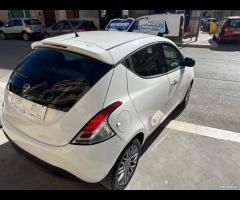 Lancia Ypsilon 1.3 MJT 16V 95 CV 5 porte KM 65314