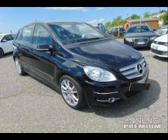 MERCEDES - Classe B - 200 CDI Sport