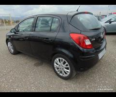 opel corsa 1,2 benzina