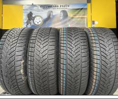 4 Gomme 235/55 R17 x2 Fulda x2 Dunlop invernali