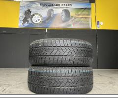 2 Gomme 215/55 R17 98H Pirelli invernali80%residui