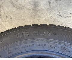 4 Gomme 225/60 R17 103H Nokian invernali85%residui