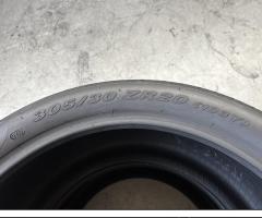 2 Gomme 305/30 R20 103Y Pirelli Estive 80% residui