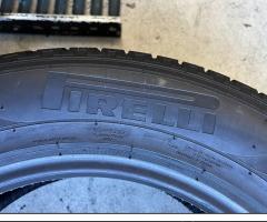 4 Gomme 235/60 R18 Pirelli invernali 80% residui