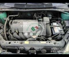 Motore Toyota Yaris 1300 Benzina Codice 2NZFE