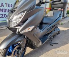 Suzuki AN Burgman 400 - 2020 -SOLO 4600 KM - 9